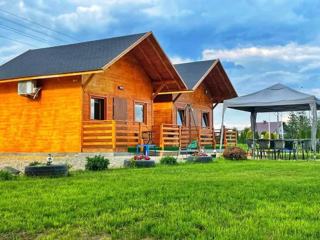 Ile kosztuje nocleg w Energylandii? Ceny, opcje i jak zaoszczędzić